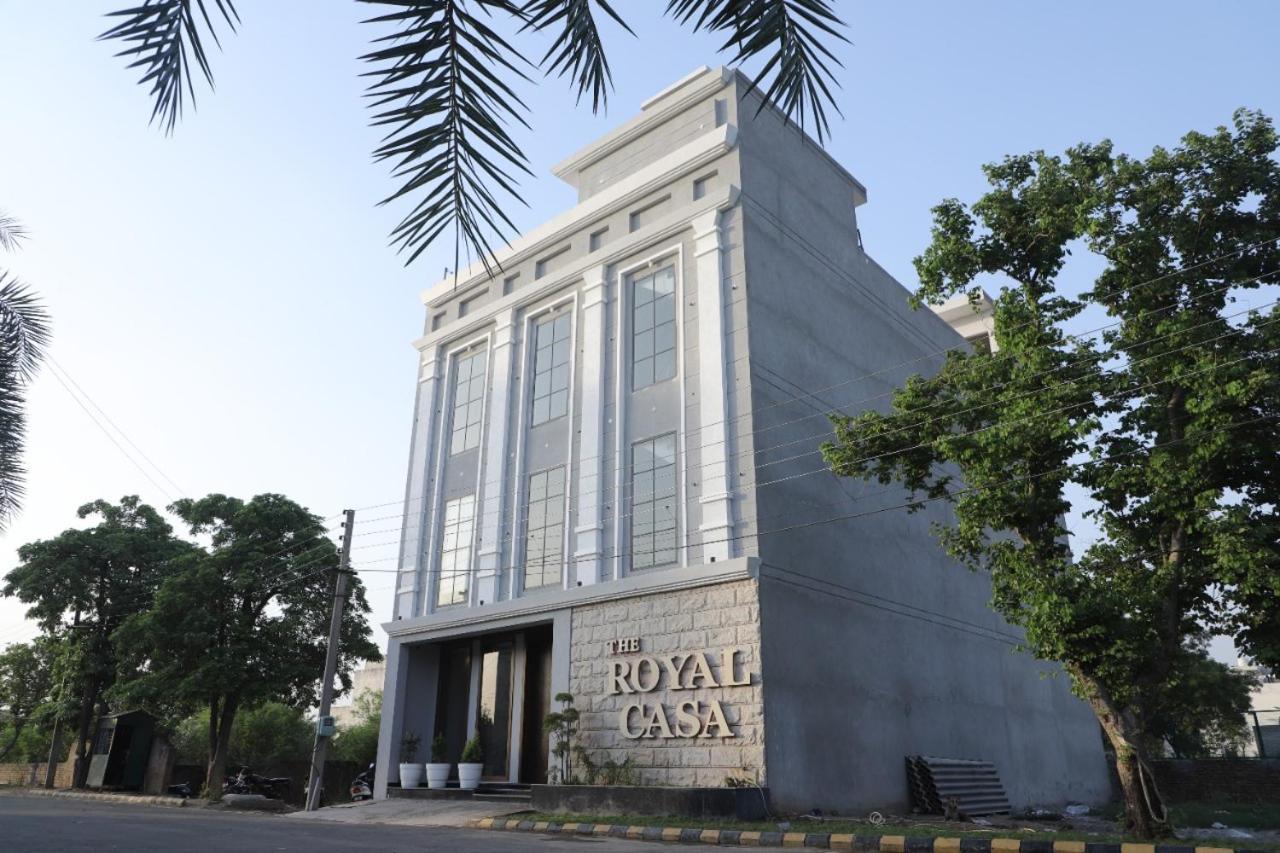 The Royal Casa Hotel Ludhiana Esterno foto